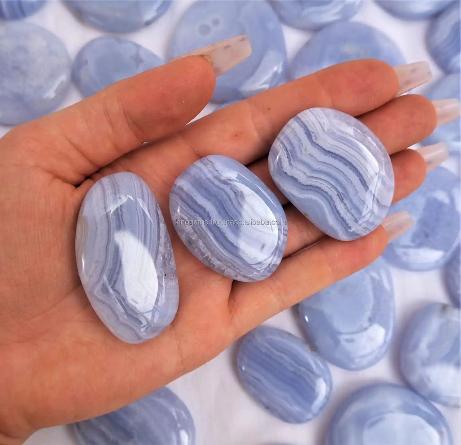 HIGH QUALITY CRYSTAL BLUE LACE AGATE PALM STONE GEMSTONE CRYSTAL PALM STONE FOR MEDITATION HEALING BLUE LACE AGATE PALM STONE