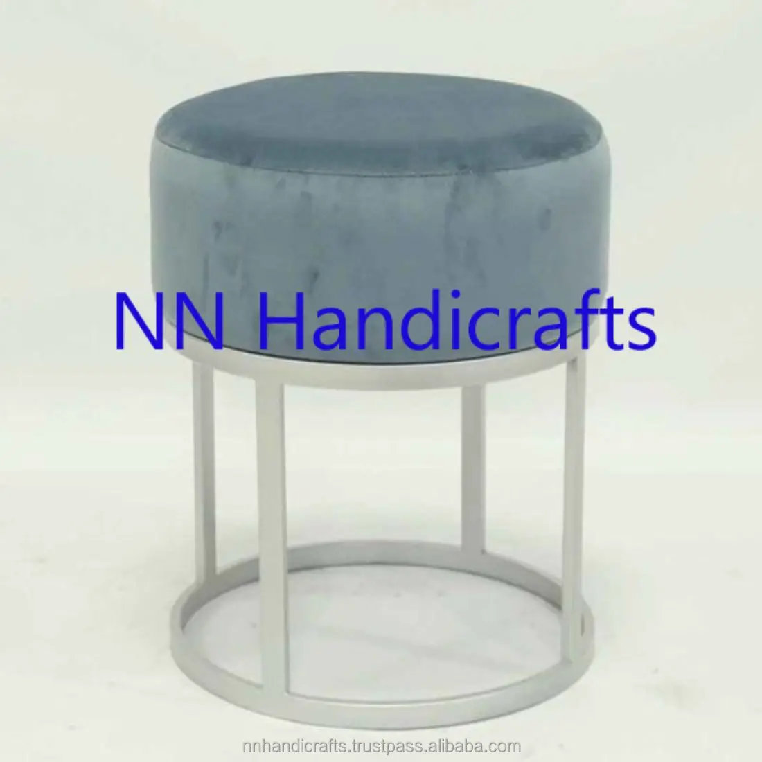 Direct Wholesaler Aluminium Metal Silver Color Matte Finished Square With White Fabric Top Seat Bench Kitchen Fixed Restaurant