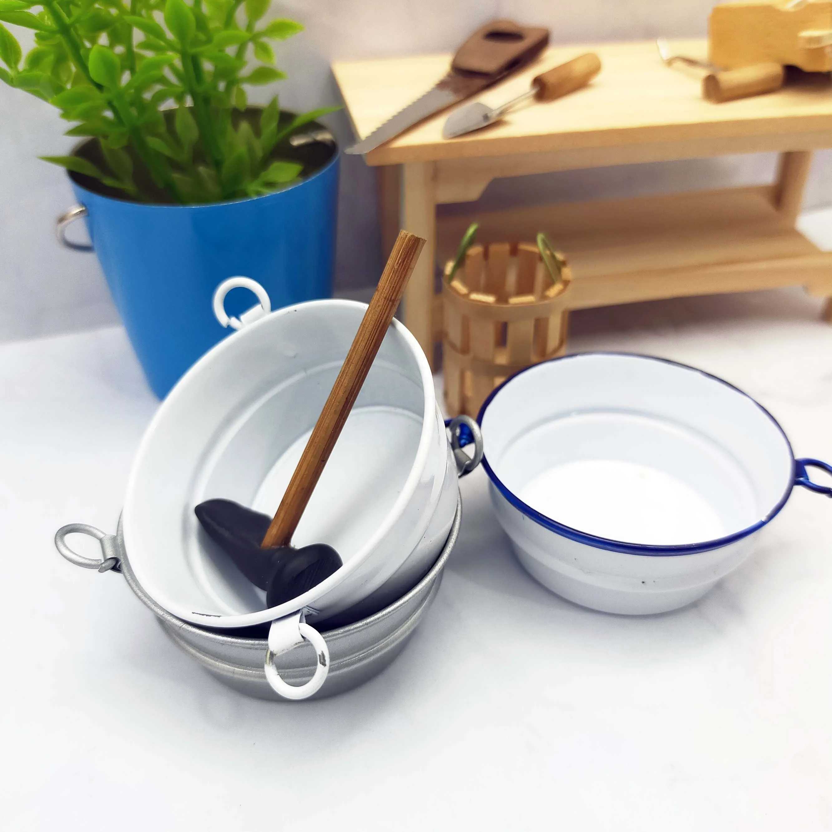 Miniature Dollhouse Scale 1:12 Tools & Buckets Set