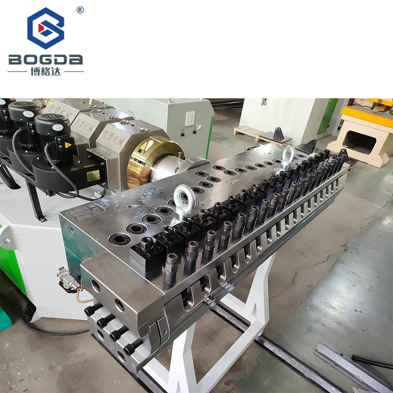 Экструдер BOGDA для изготовления УФ-мраморный лист, экструзионная форма, пресс-форма по индивидуальному заказу