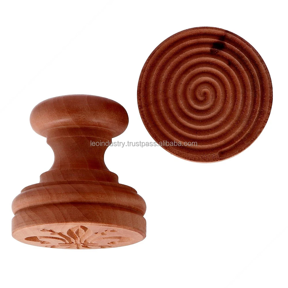 
Lily-shaped Stamp for Making Ligurian Corzetti Pasta 