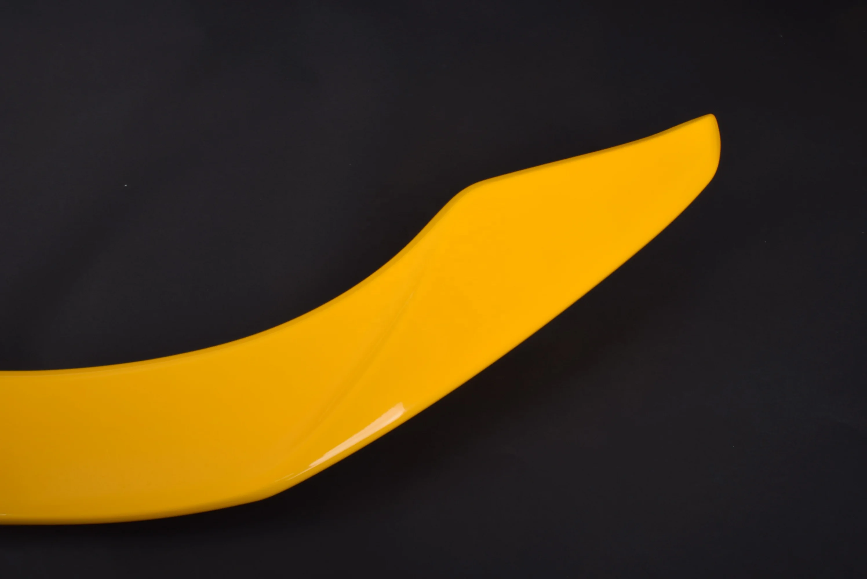 Спойлер Nitro желтого цвета для багажника TOYOTA SUPRA A90 MK5