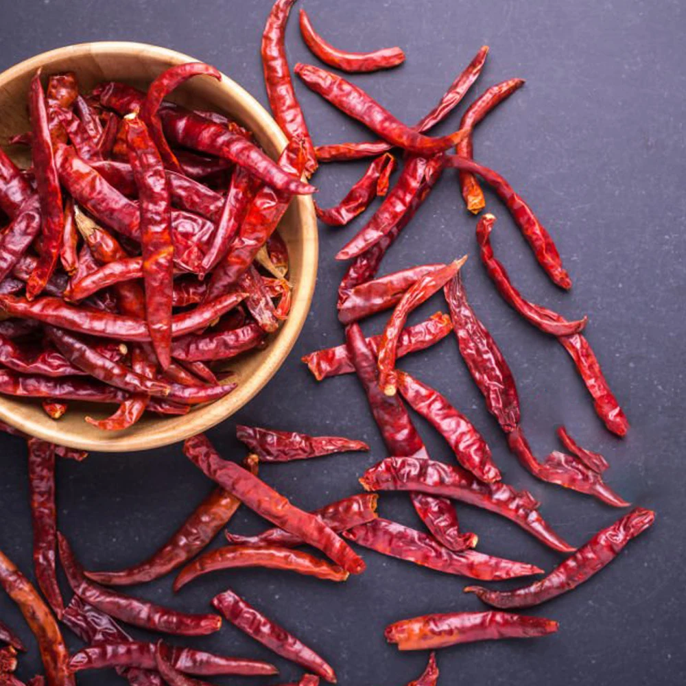 Sannam Organic and Natural Sannam dried red chilli without stem Flavor fairy and seasoning sensation chilli from India