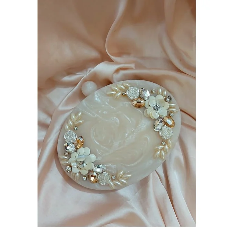 Resin Clutch Bag Antique Wallet for Women Mid Century Trending Quality Hand Clutch Bag for Evening Bag Wedding Bridal Shower