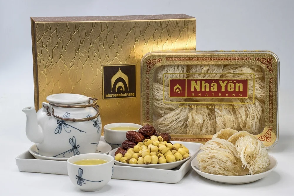 Изысканные крошки белое Птичье гнездо приносит большое здоровье всей семье.