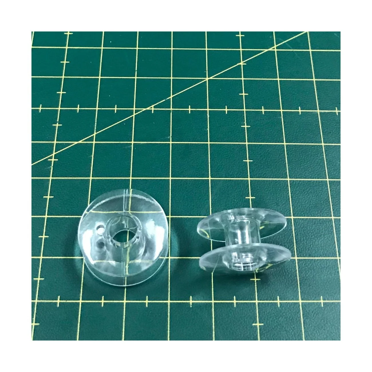 32522P BOBBIN (PLASTIC) HOUSEHOLD DOMESTIC SEWING MACHINE PARTS MADE IN TAIWAN
