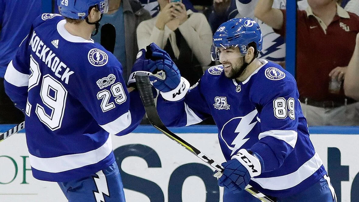 New Design Ice Hockey Jersey Uniform Durable Hockey Uniform Best Price Men Ice Hockey Uniform