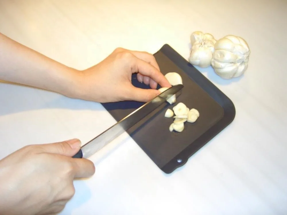 Made in Japan Kitchenware Clean Chopping Board Small with Binchotan Charcoal Material Cutting Board Best Selling Products 2023