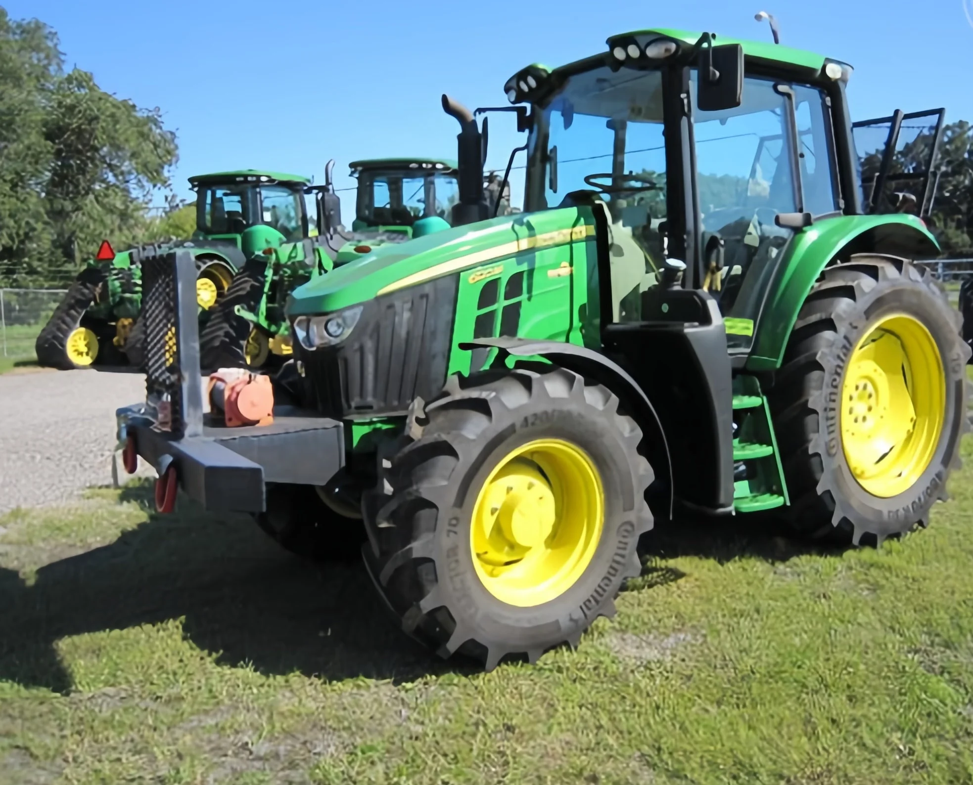 Top Brand Fairly Used 2020 Deere 6120M Agricultural Wheel Tractor Farm Tractors Ready to Ship