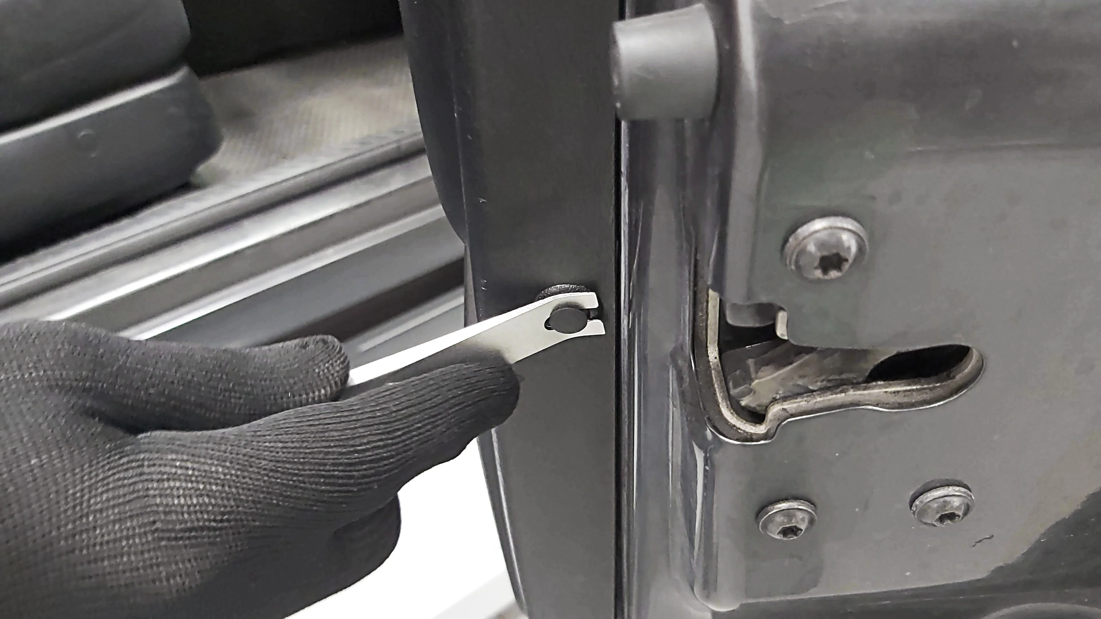 Auto door clip panel trim removal