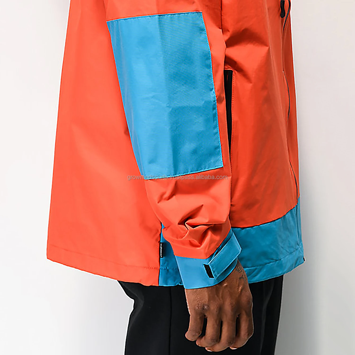 Мужская приталенная куртка составного кроя дышащая ветровка теплая зимняя из полиэстера