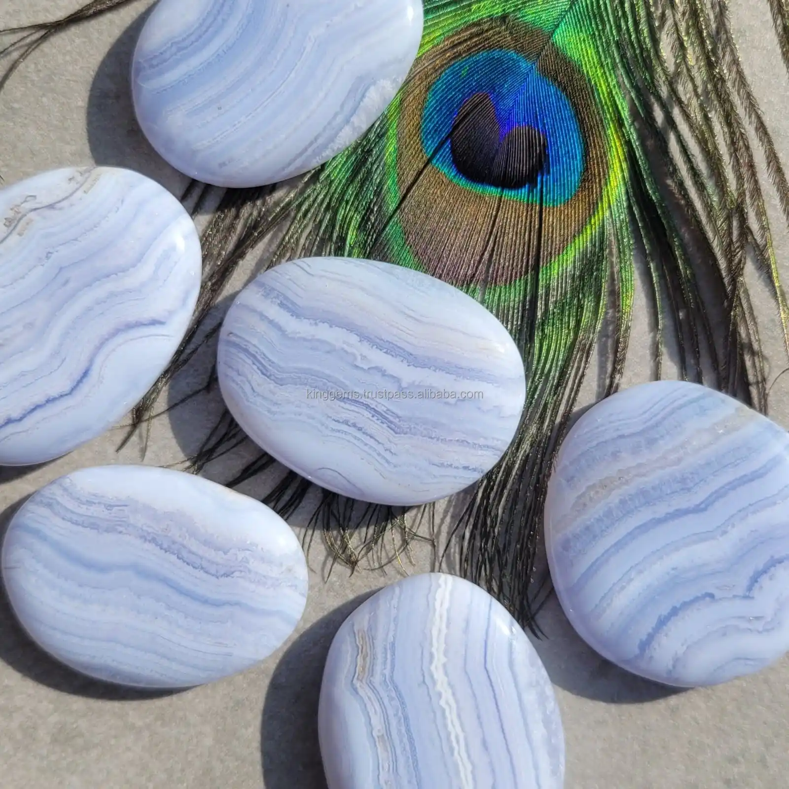 HIGH QUALITY CRYSTAL BLUE LACE AGATE PALM STONE GEMSTONE CRYSTAL PALM STONE FOR MEDITATION HEALING BLUE LACE AGATE PALM STONE