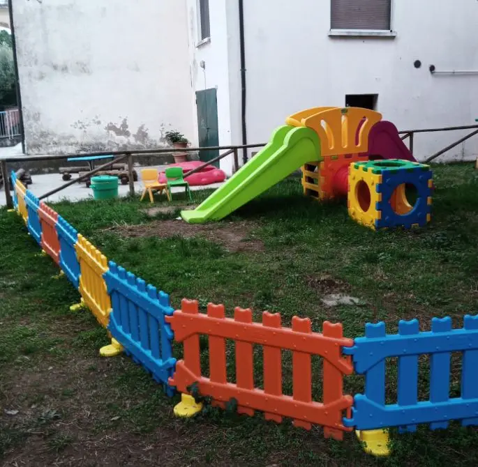 Best Italian quality versatile light green selfstanding play pen for kids play areas