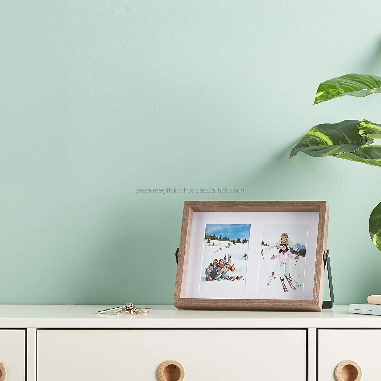 Wooden Desk Photo Frame With Natural Wood Polish Finishing Rectangular Shape Black Metal Handle For Home Decoration