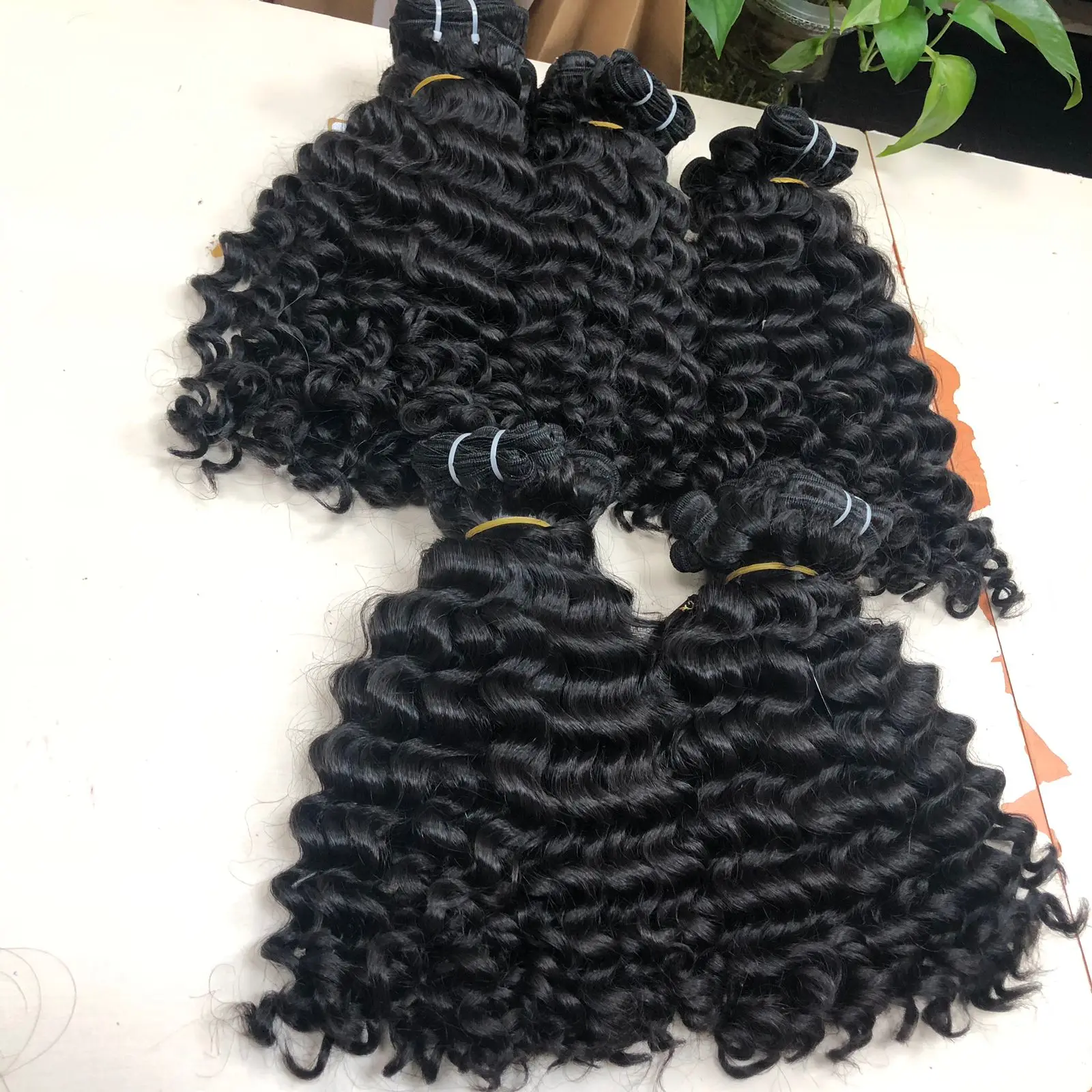 High Quality HUMAN HAIR EXTENSION Virgin Remy hair Wholesale price from real Vietnamese Vendor