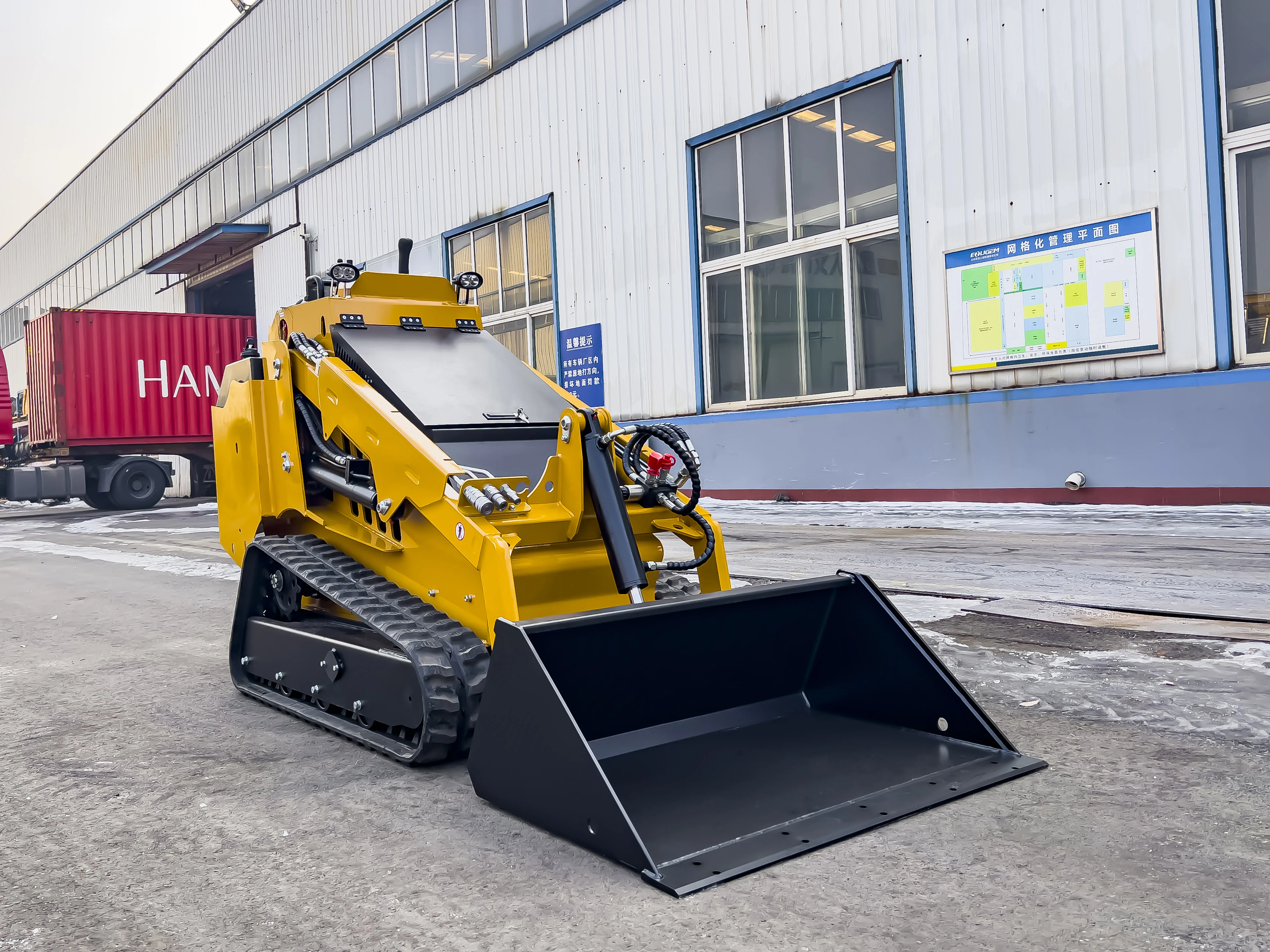 mammut  Tracked Mini Skid Steer Loader Skid Steer With Skid Steer Bucket/Hammer Breaker