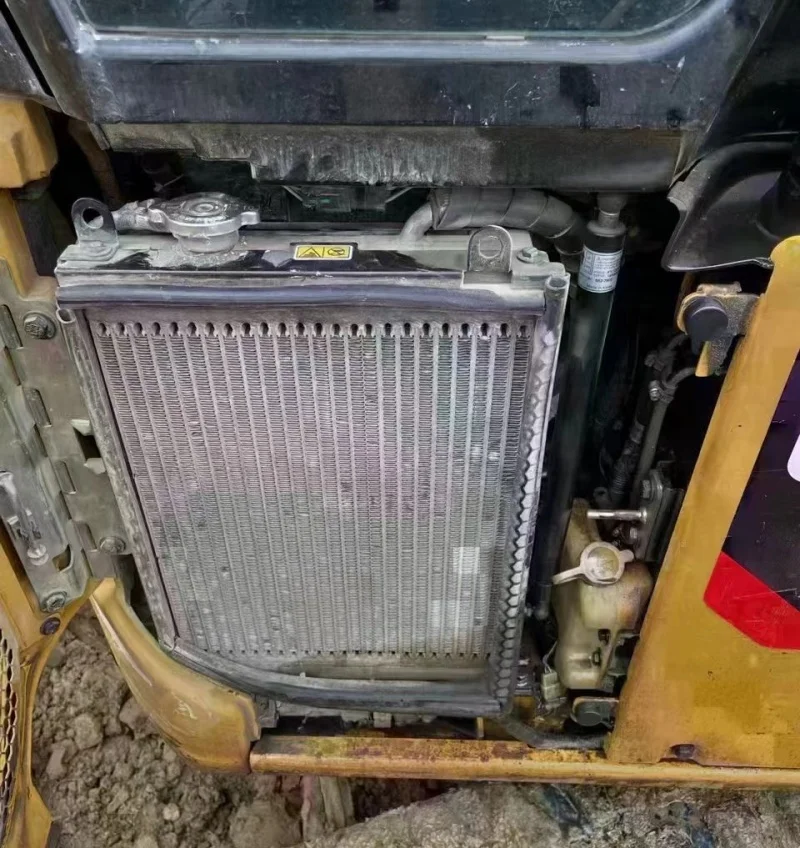 Экскаватор б/у micro 2ton CAT 302C