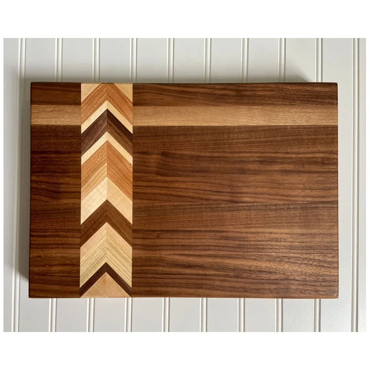 Classical Handmade Wooden Attractive Chopping Board  With Decorative Strip Wholesale.