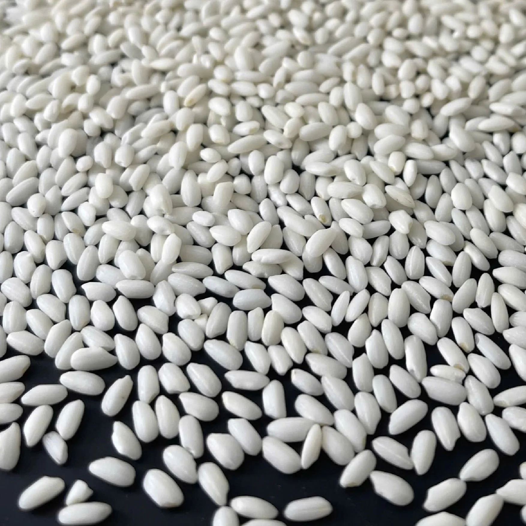 Sticky Glutinous Rice (Flour) Round Medium Rice From Vilaconic Mekong river in Vietnam Free Gluten Non GMO Nep Cai Hoa Vang Eric