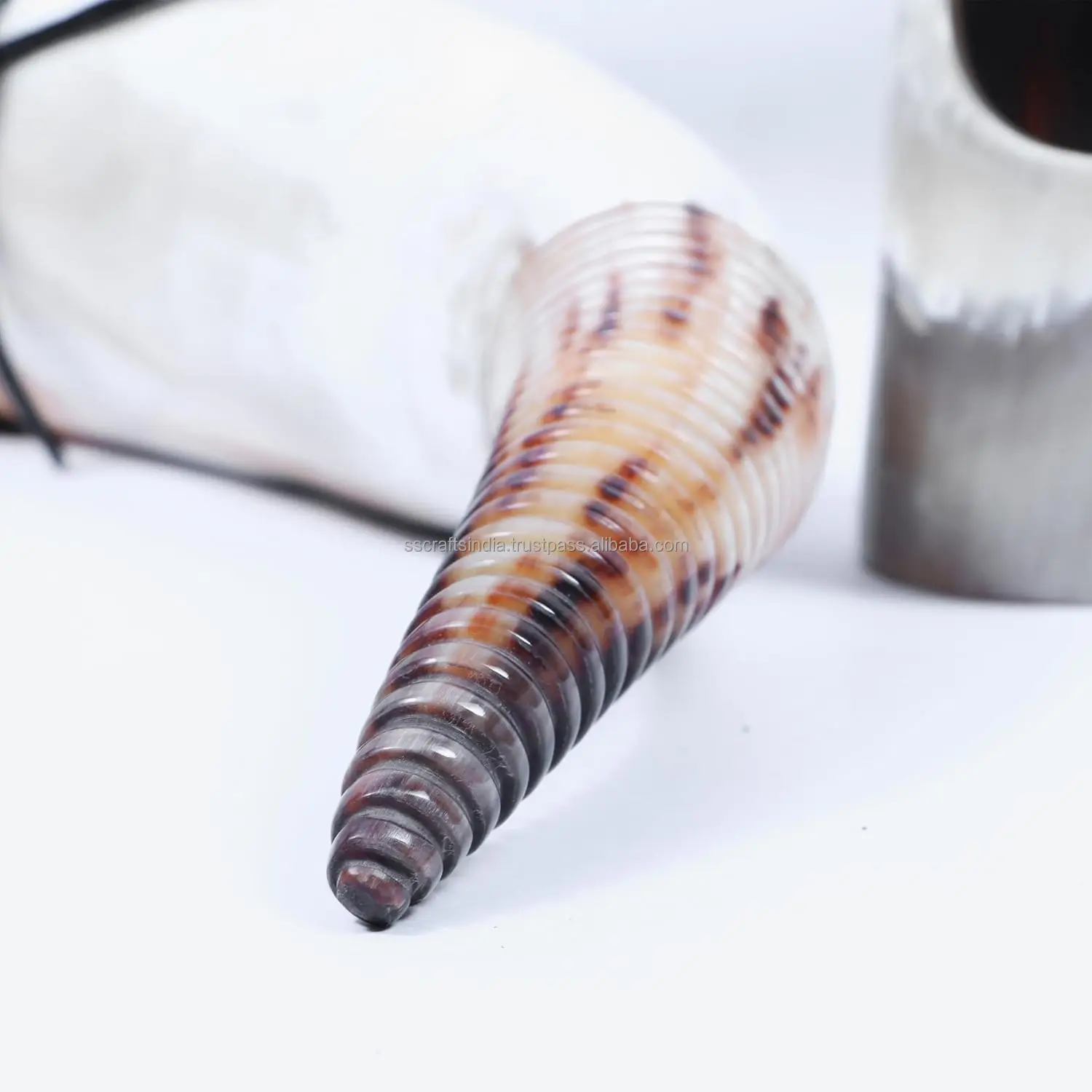 Best Quality Indian Buffalo Drinking Horns with Natural Viking Leather Holder Tea Vessel Medieval Animal Style Decoration