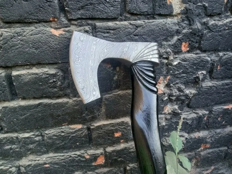 Топор с деревянной ручкой лезвие из дамасской стали топор ручной работы стальной