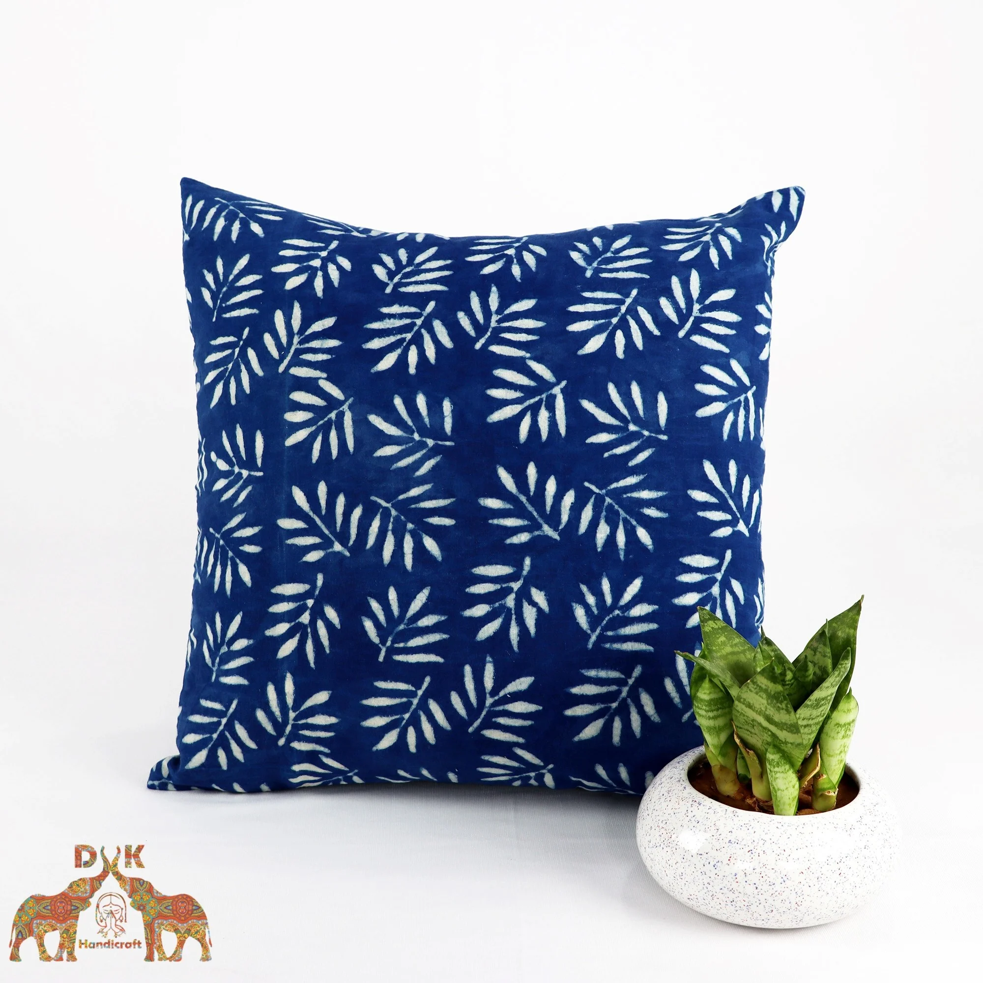 Наволочка с принтом листьев из хлопка и индиго