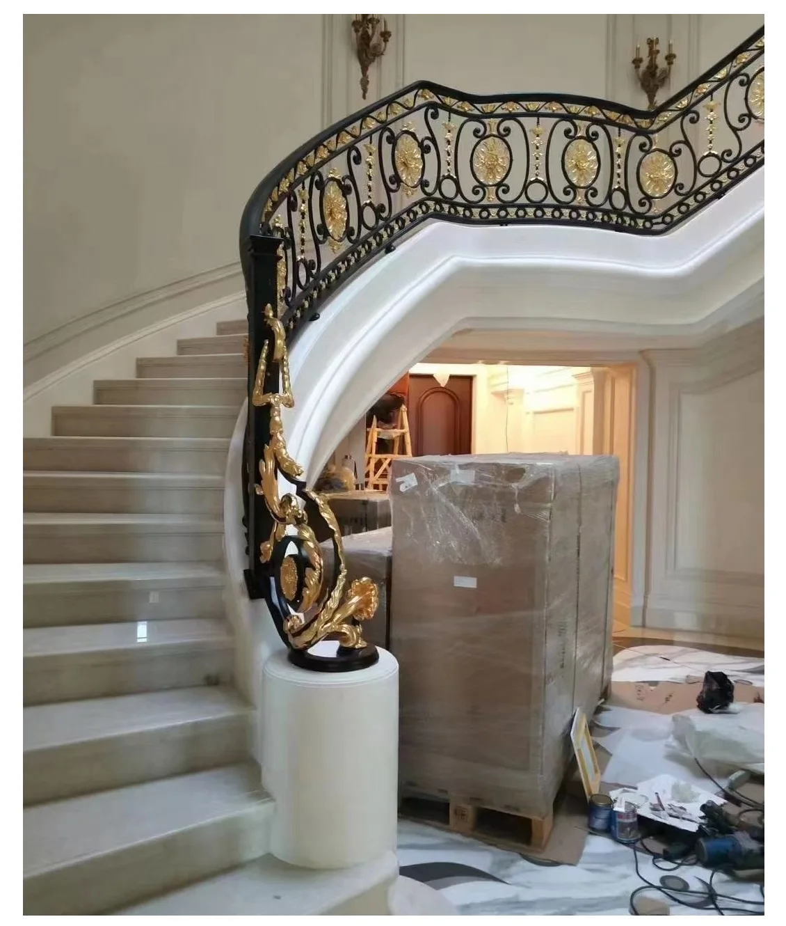 luxury villa balcony handrail aluminium Cast Iron Balustrade Straight Iron Railing