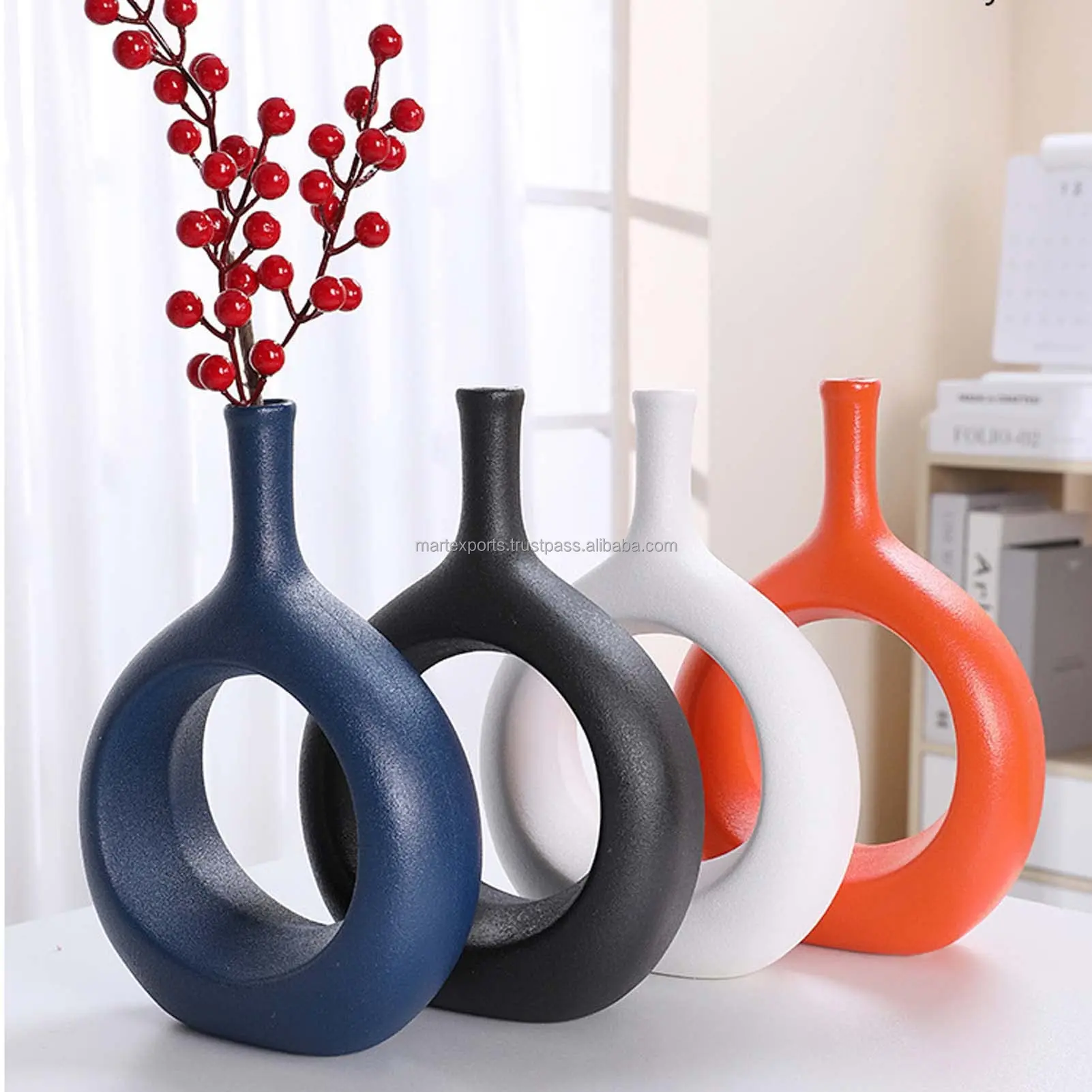 Nordic minimalist style metal Flower vases modern centerpiece vase for flowers creative home decor in wholesale price