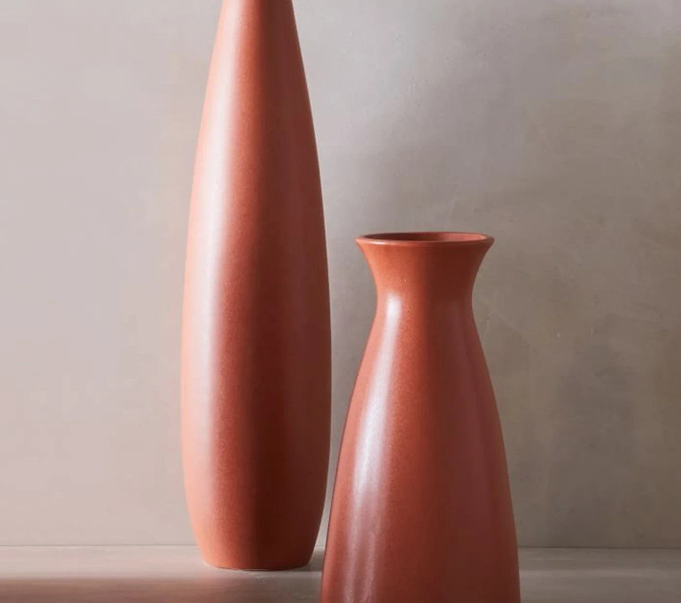 High Demanding best Modern Metal Ceramic clay Texture Flower Vases Home Decorative customise Made India At Reasonable Price