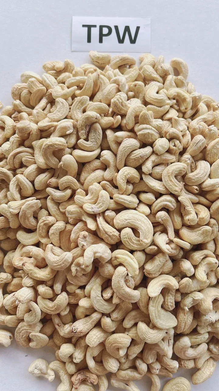 Best price cashews raw roasted cashews raw nuts healthy snack nuts roasting made in Vietnam