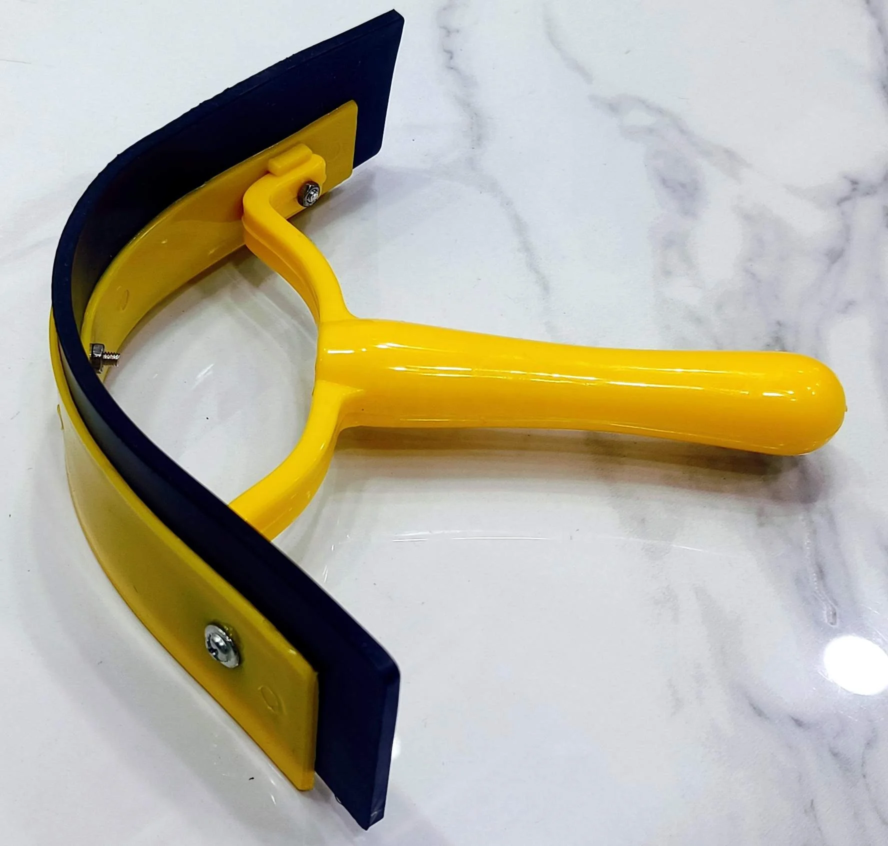 Equestrian Equipment Soft Touch Horse Grooming Brush Mane and Horse Sweat Scraper customized horse care products