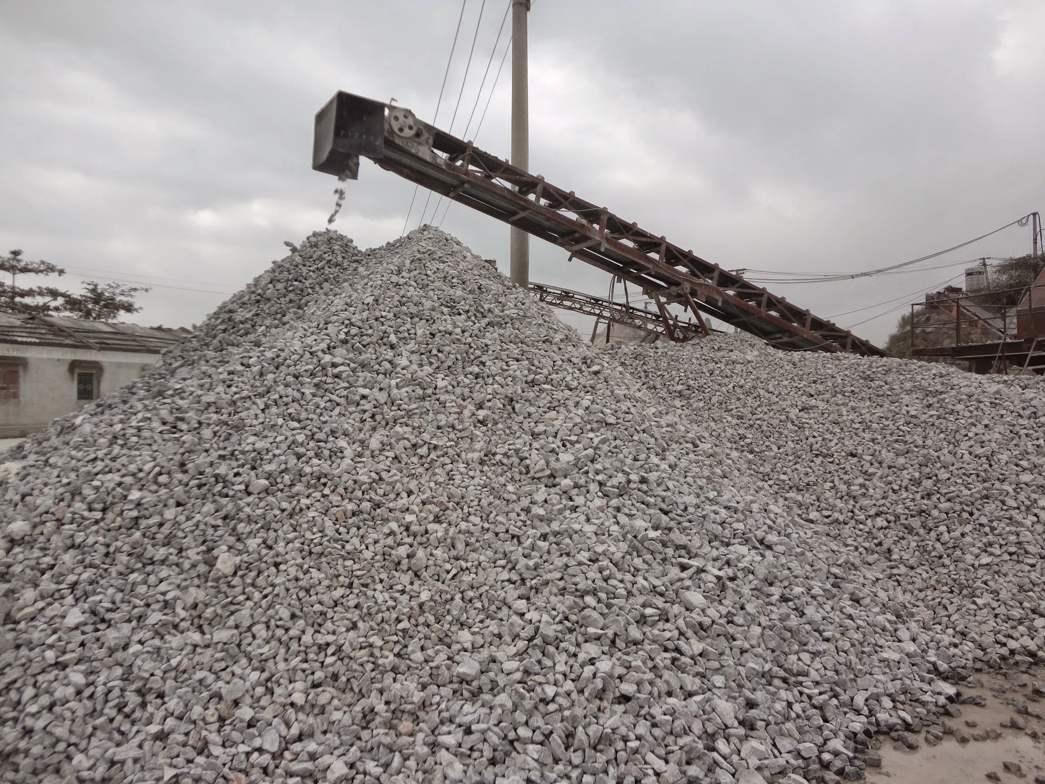
Limestone in bulk 