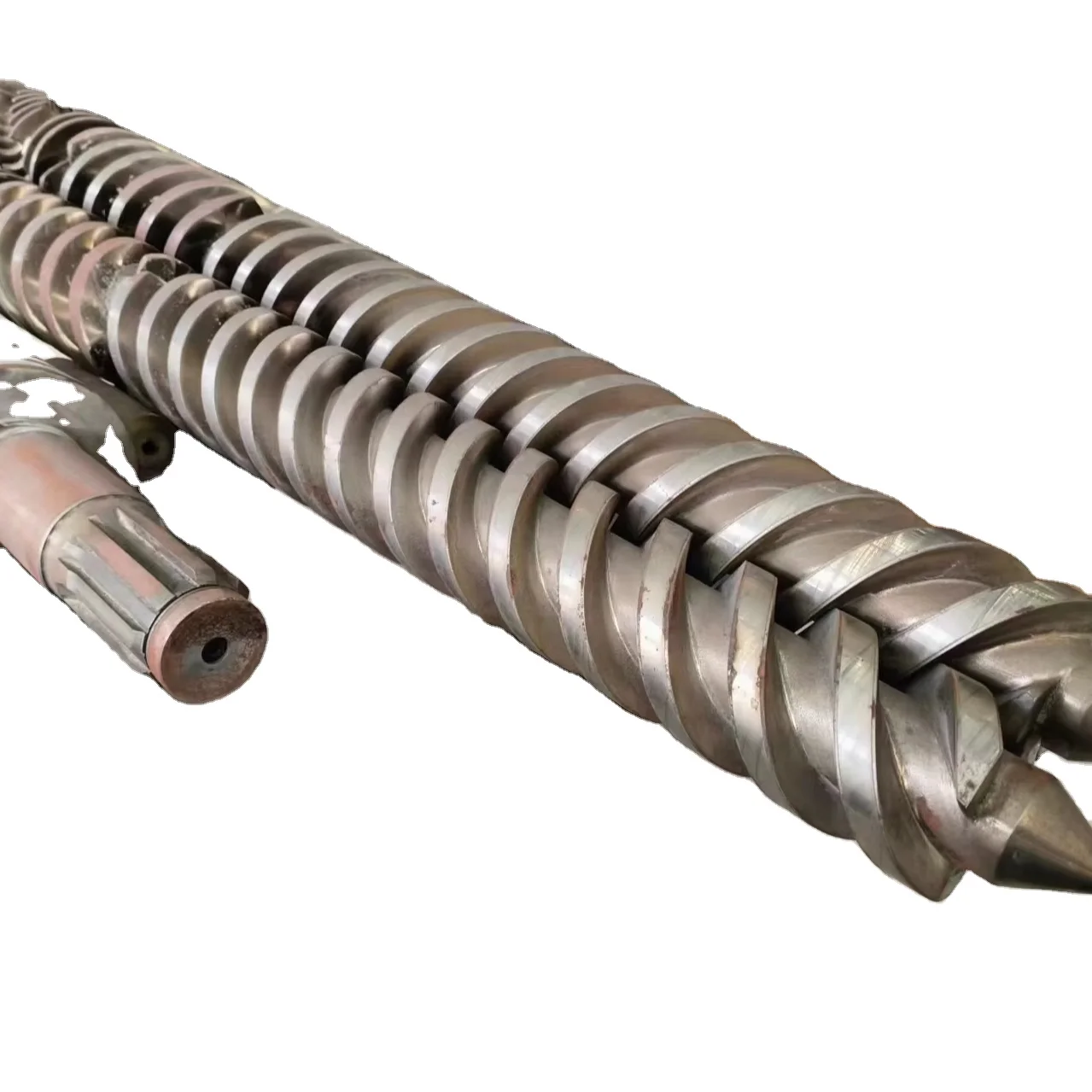 Двойной винт в экструзионной машине