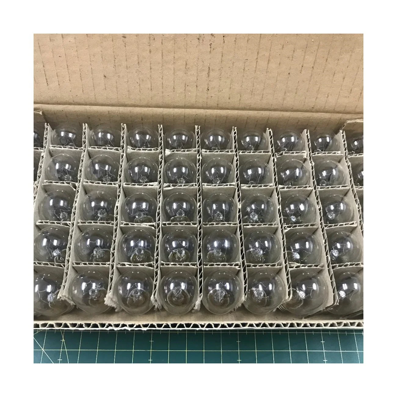 BA15D T22X56 240V 15W BULB SEWING MACHINE PARTS