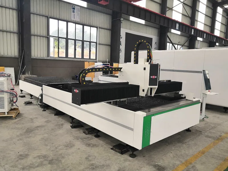 3015 exchange table fiber laser cutting machine