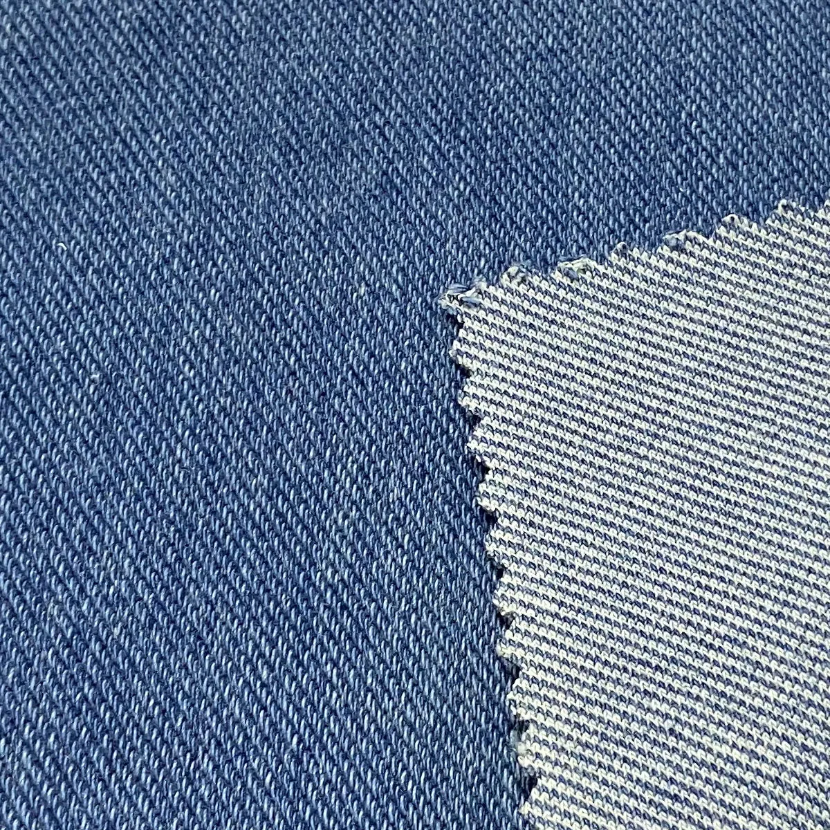  Джинсовая ткань цвета индиго и белый саржа 96% хлопок стрейч