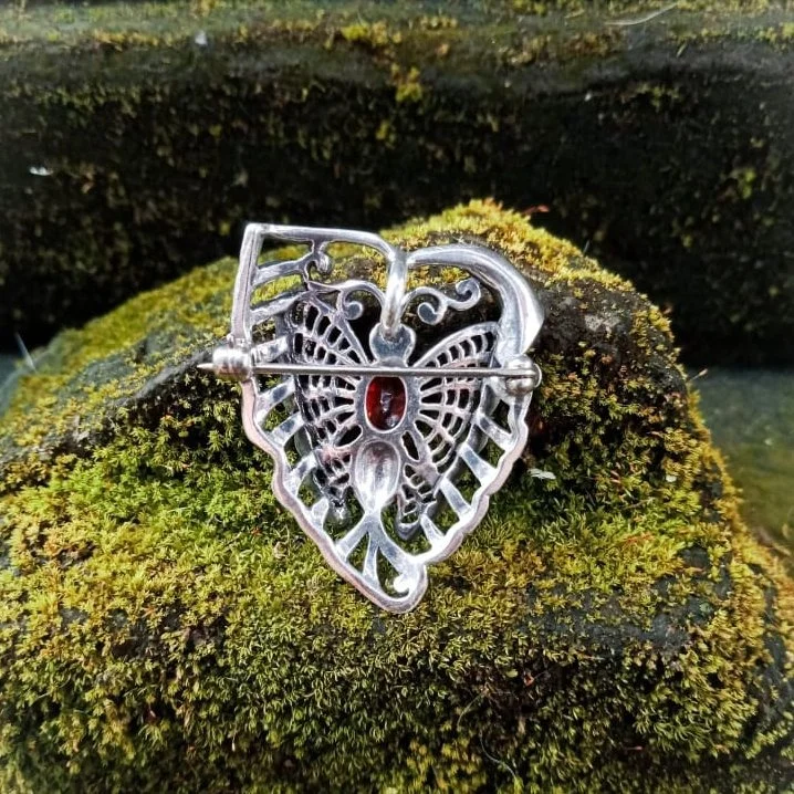 NY-BT009-Butterly Brooch Pins Gold Color Women Dress Jewelry Butterfly Shaped Sterling Silver to Gentleman Bag Gift Party