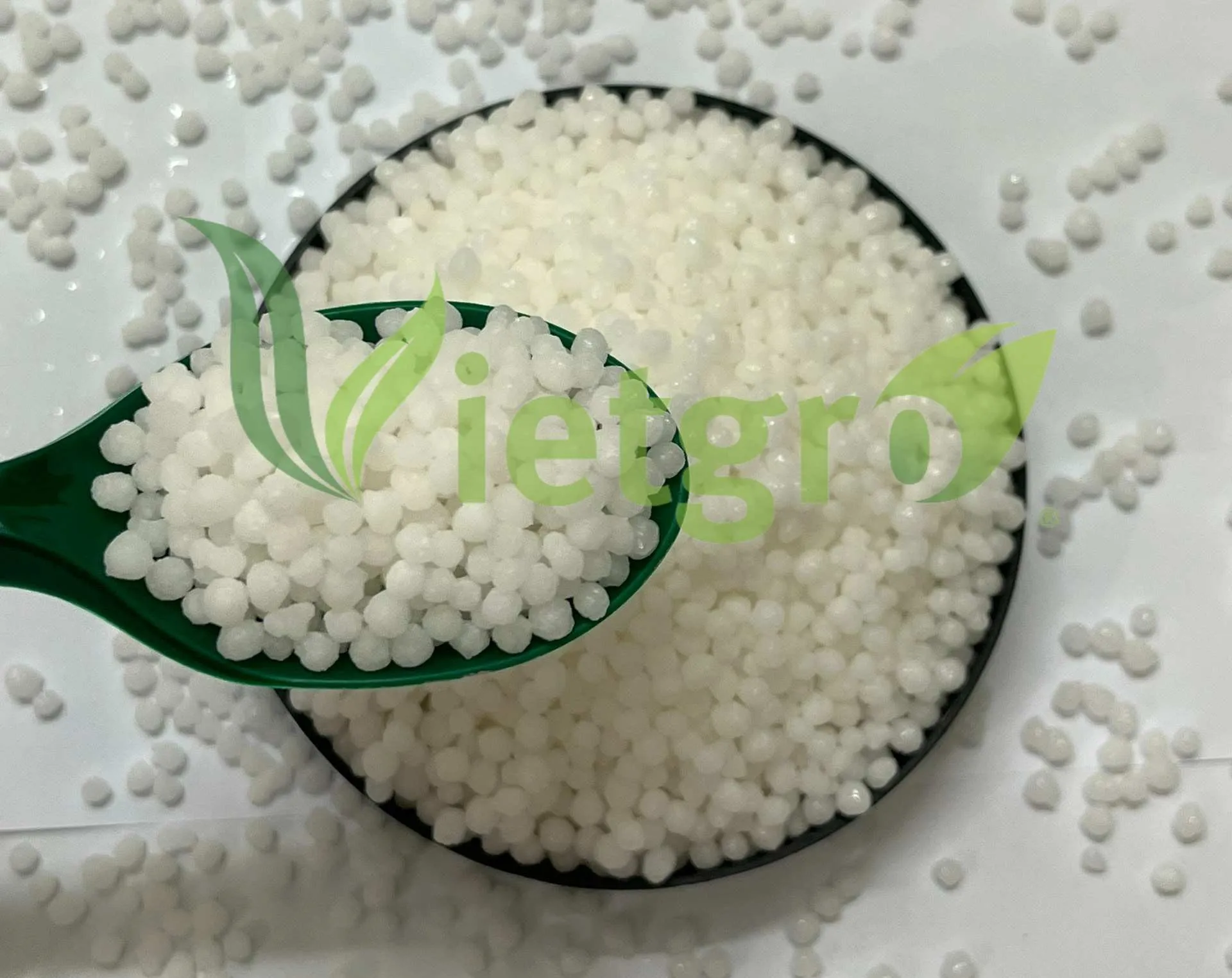 VGF CALCIUM NITRATE WITH PROMPT SHIPMENT AND LOW RATE