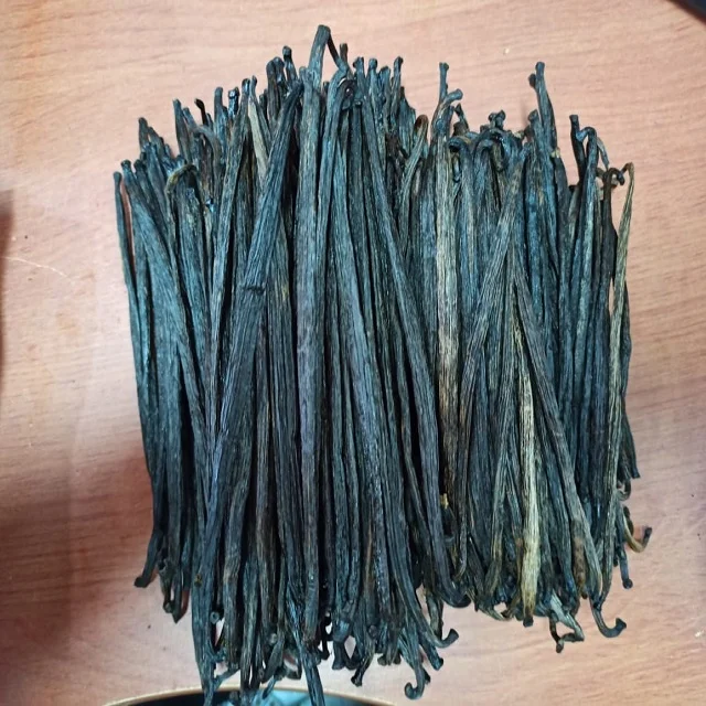 High Quality Spices Vanilla Beans Tahiti grade B 11-13cm from Indonesia with Export Standard.