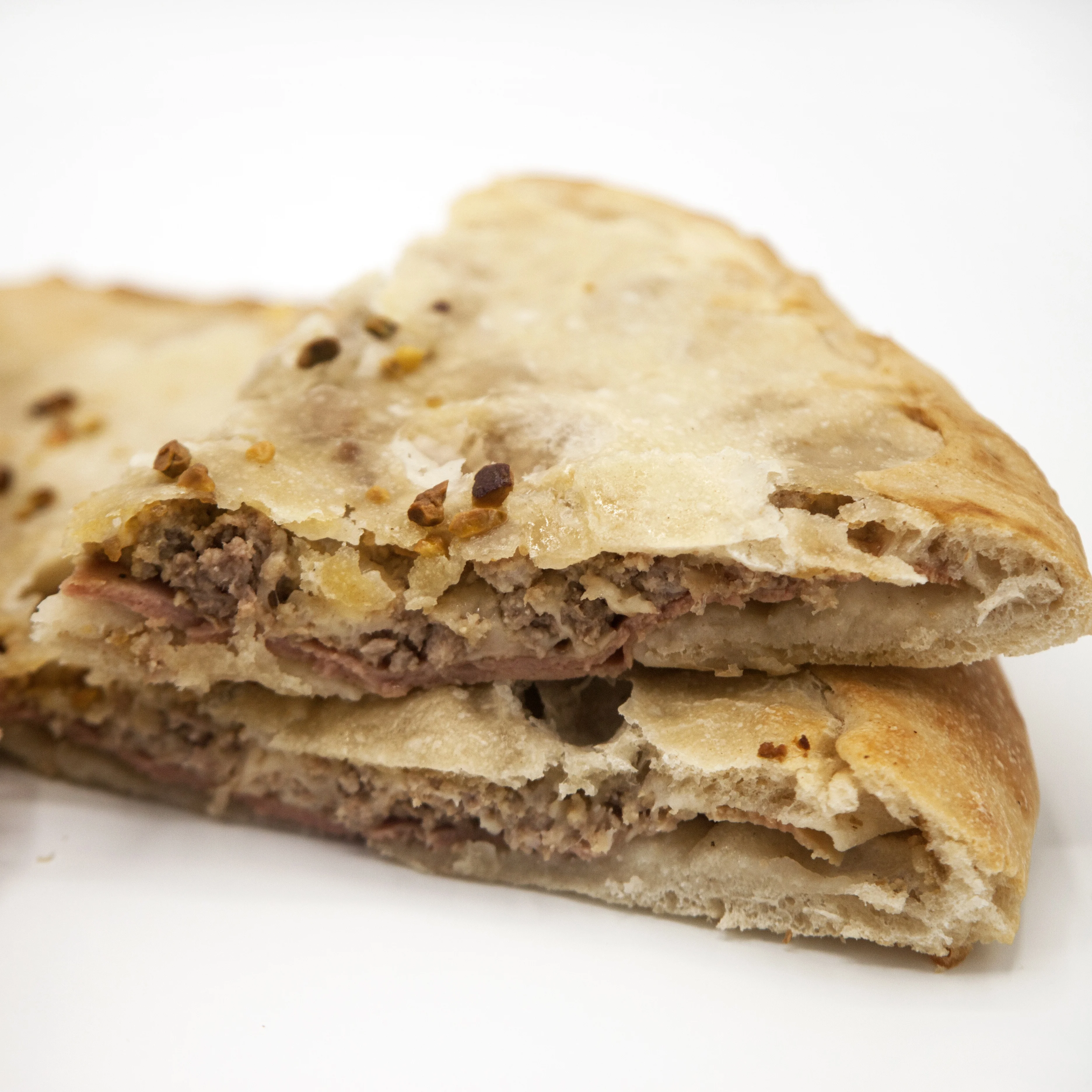 Focaccia Mortadella Meat Parmesan Packed 28 cm Readymade Semi-soft Made in Italy for Restaurants Hotels Street Food Horeca