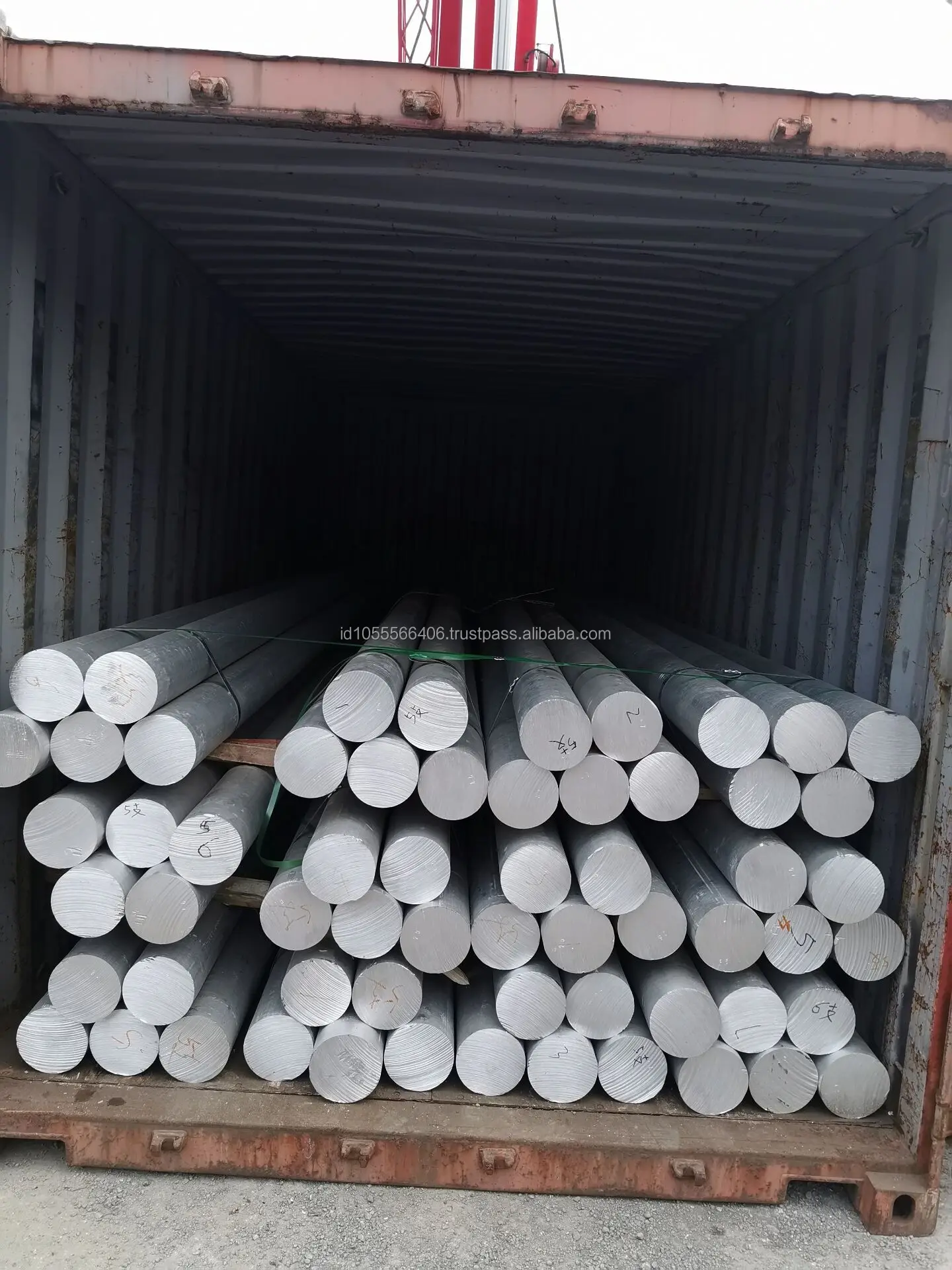 Secondary Aluminum Bar High quality billet and ingot alloy rod all round in stock from Indonesia