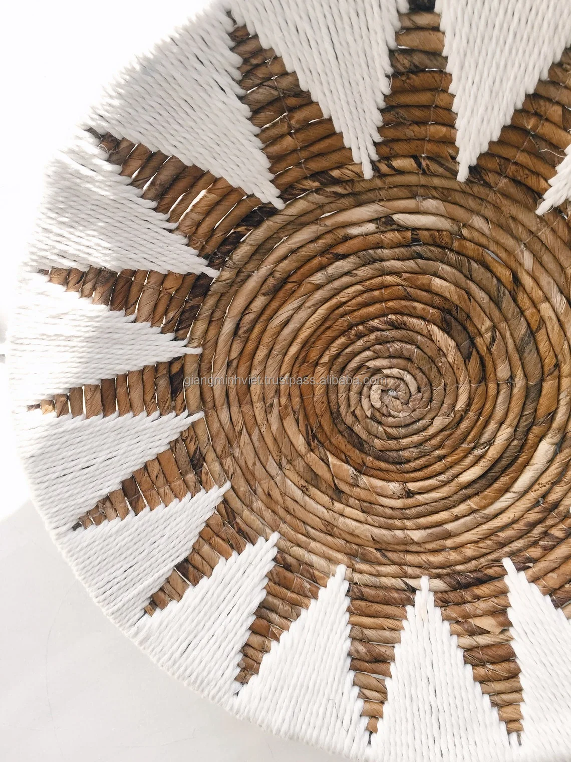 Seagrass Basket For Wall Decor Tapestry Wall OEM acceptable Handcrafted Seagrass Wall hanging