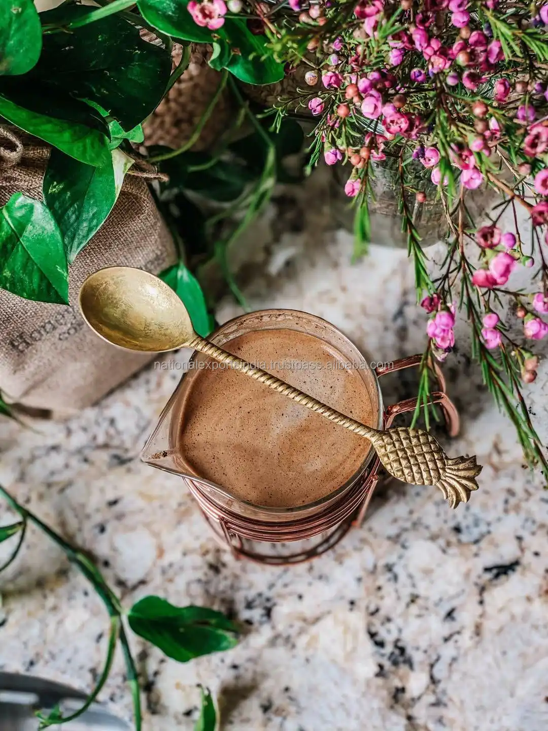 Набор латунных столовых приборов металлическая ложка из черной и золотой латуни с ручкой в форме ананаса