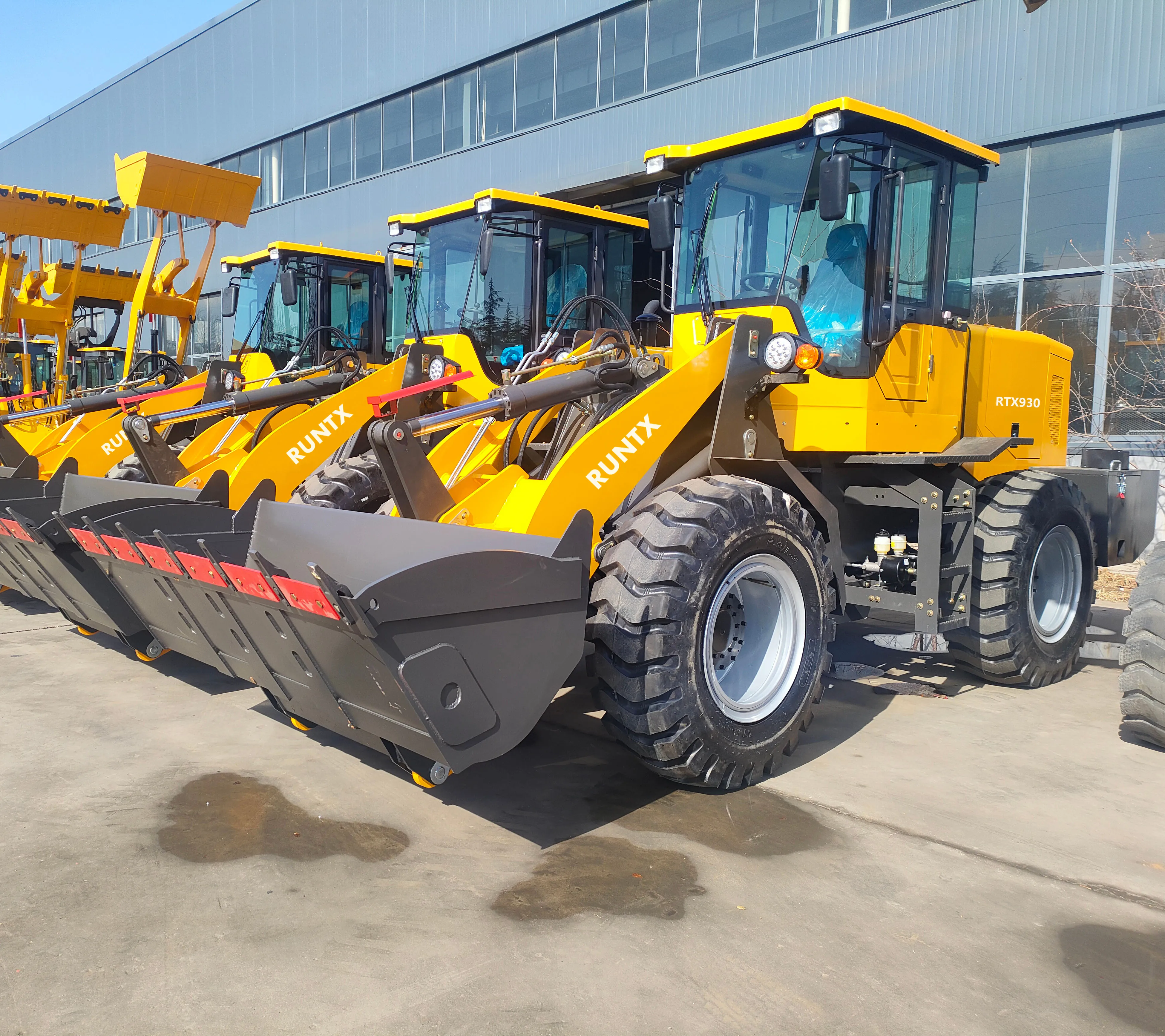 Runtx Factory Direct Sale New Loader 3 Ton Compact Wheel Loader Front End Loader with Low Cabin