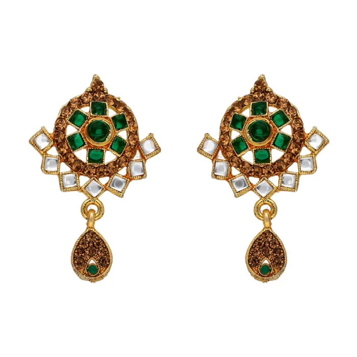 Traditional Choker Necklace Set in Gold finish Green Artificial Stone Indian Pearls Choker Necklace with Earring and Maang Tikka