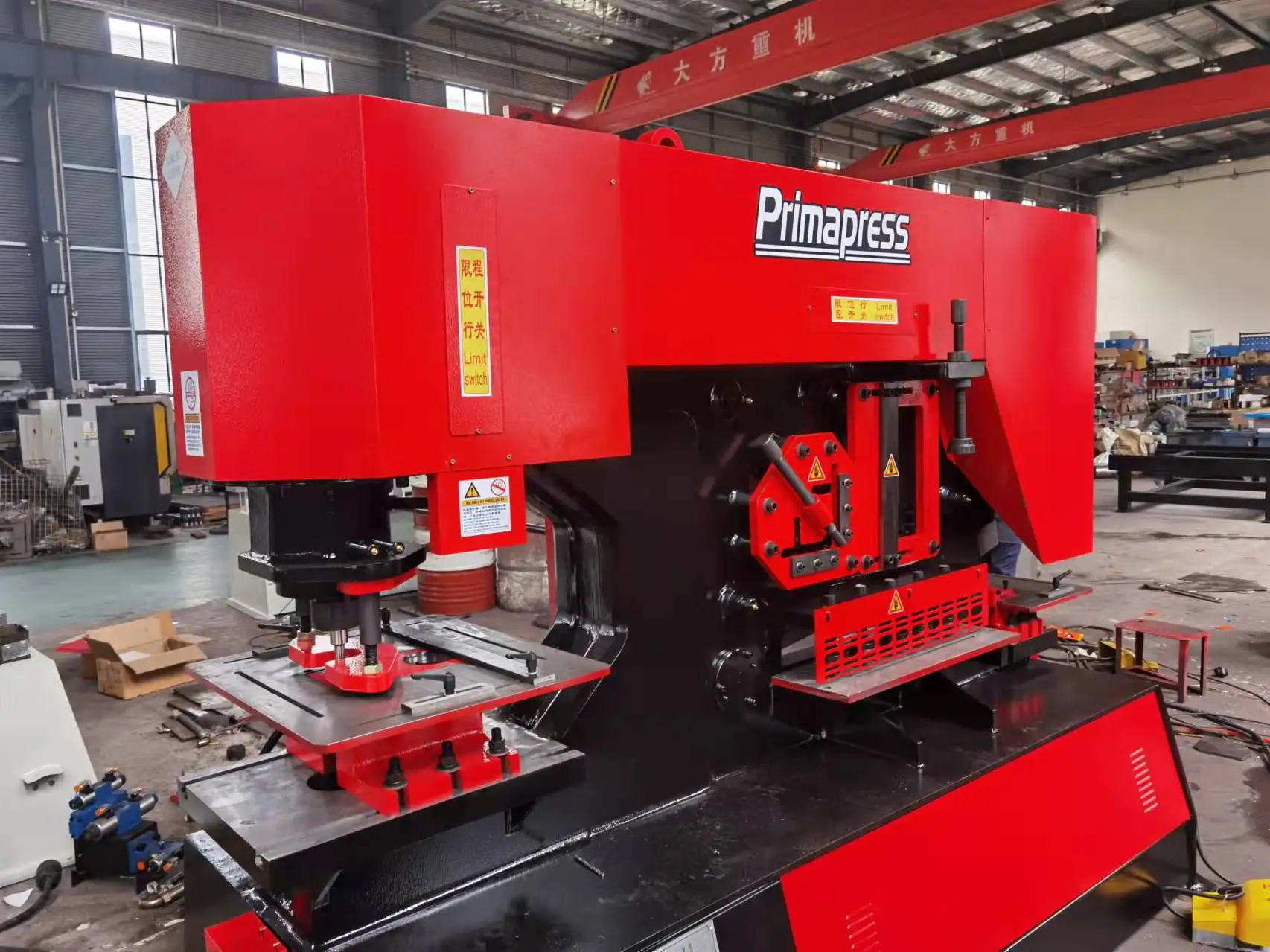 Q35Y-16 -20-25-30 Hydraulic ironworker New style hydraulic combined iron worker punching machine