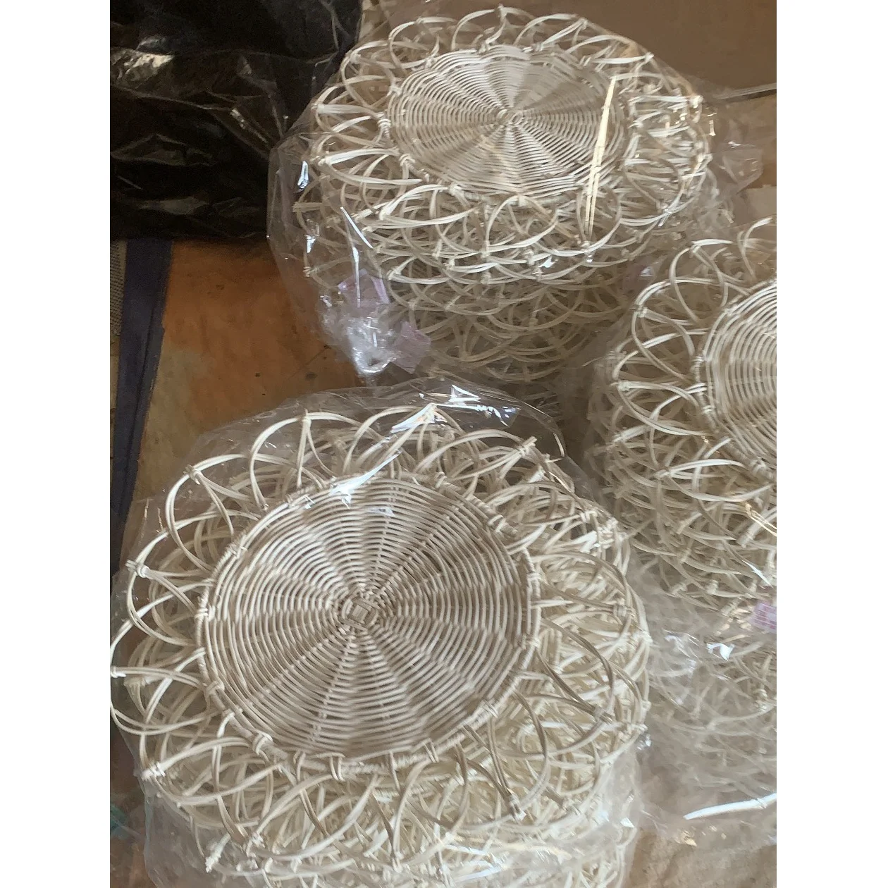 KITCHEN ACCESSORIES woven rattan placemat wood coaster round charger plates flower shape white brown wedding decoration supplies