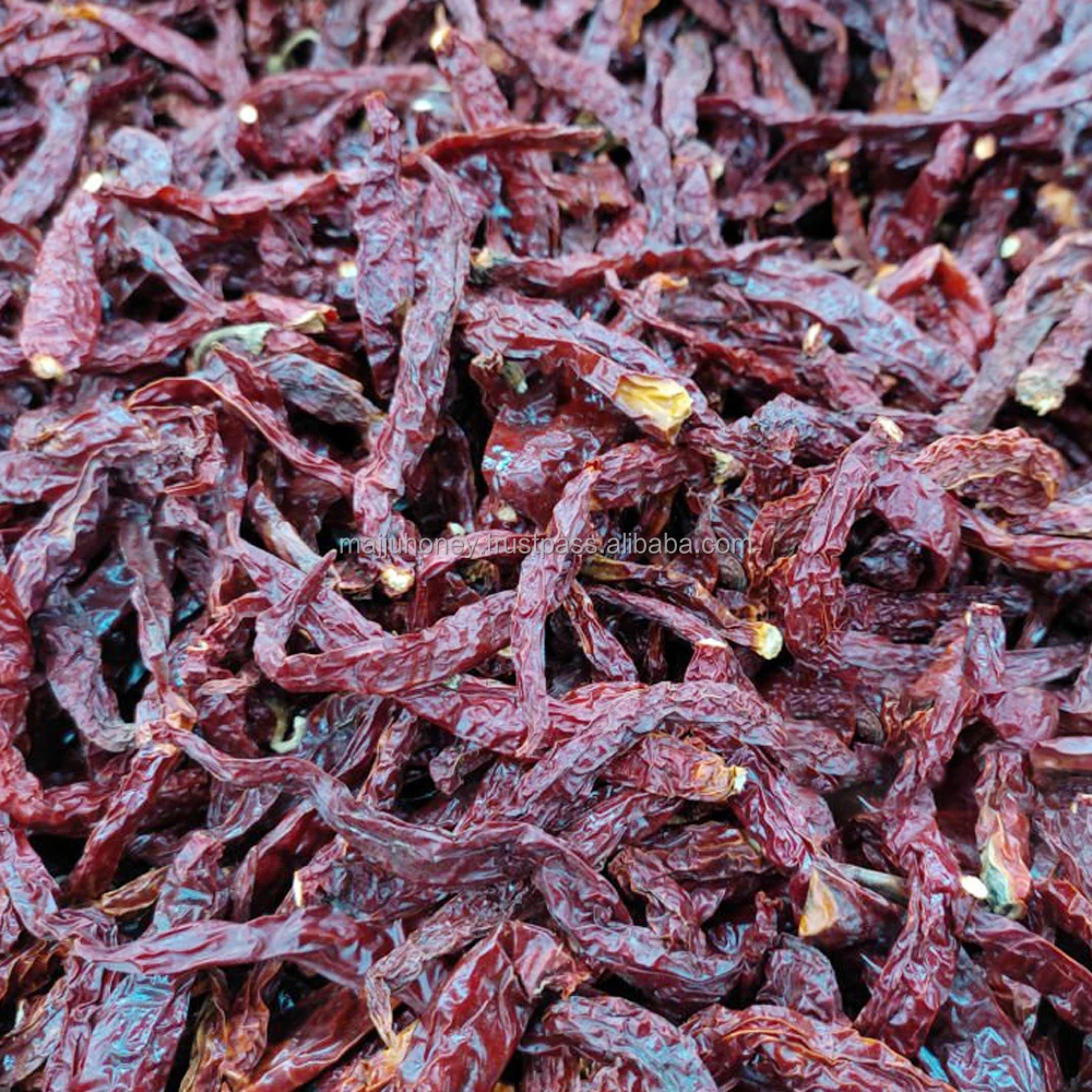 Deep Red Byadgi Chilli Dried Chili with Rich Flavor for Those Who Prefer Less Spicy Food without Stem