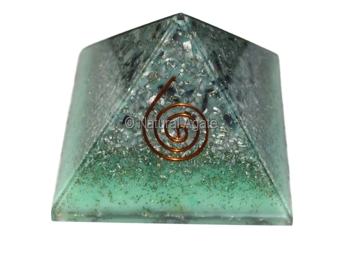 Iolite Orgone pyramid healing stones seven chakras Orgone pyramid gravel crystal resin Pyramid Energy amplifier for meditation