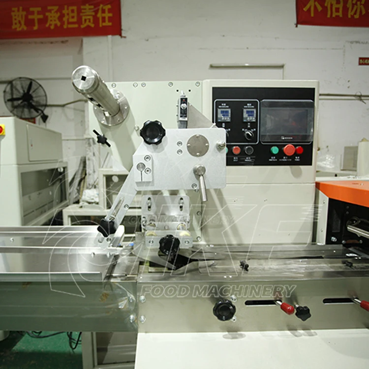 Factory Automatic Feeder Soft Stick Toffee Candy Flowpack Packaging Machine